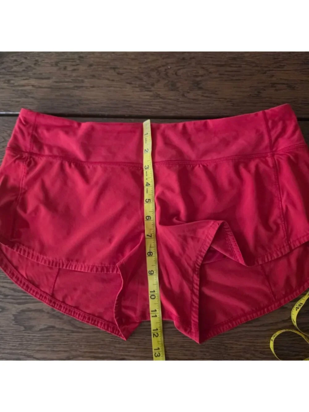 Lululemon Speed Up Shorts 2.5